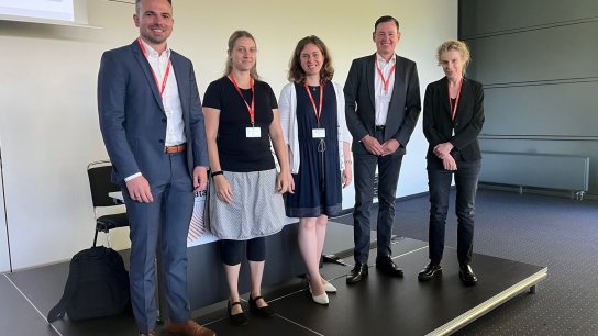 Die Vortragenden des NVKH-Symposiums: Dr. Johannes Rückher, Dr. Nora Eisemann, Prof. Carmen Loquai, Prof. Alexander Katalinic, Prof. Friedegund Meier, © Anne Müller-Schuchardt
